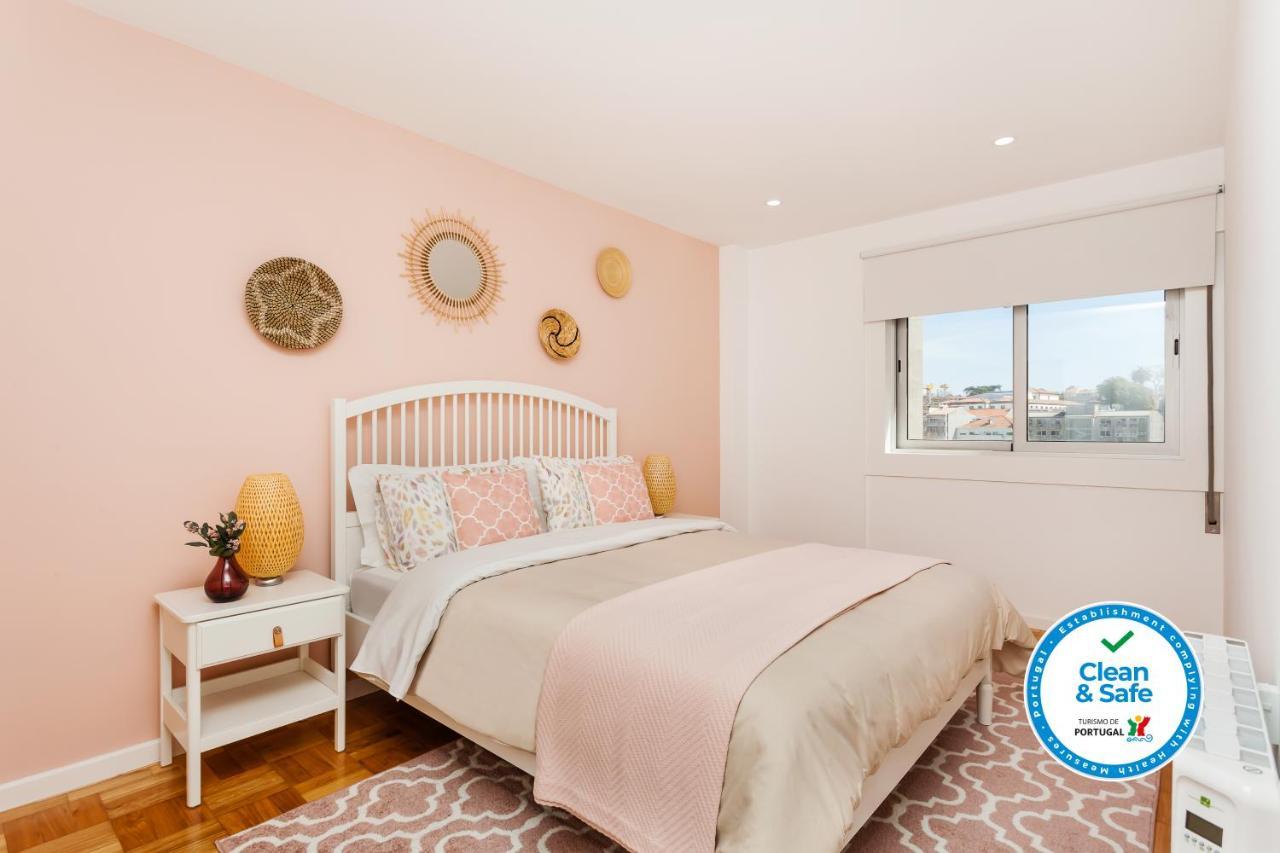 Sancha Apartment - In The Centre Near The Aliados OOporto Esterno foto