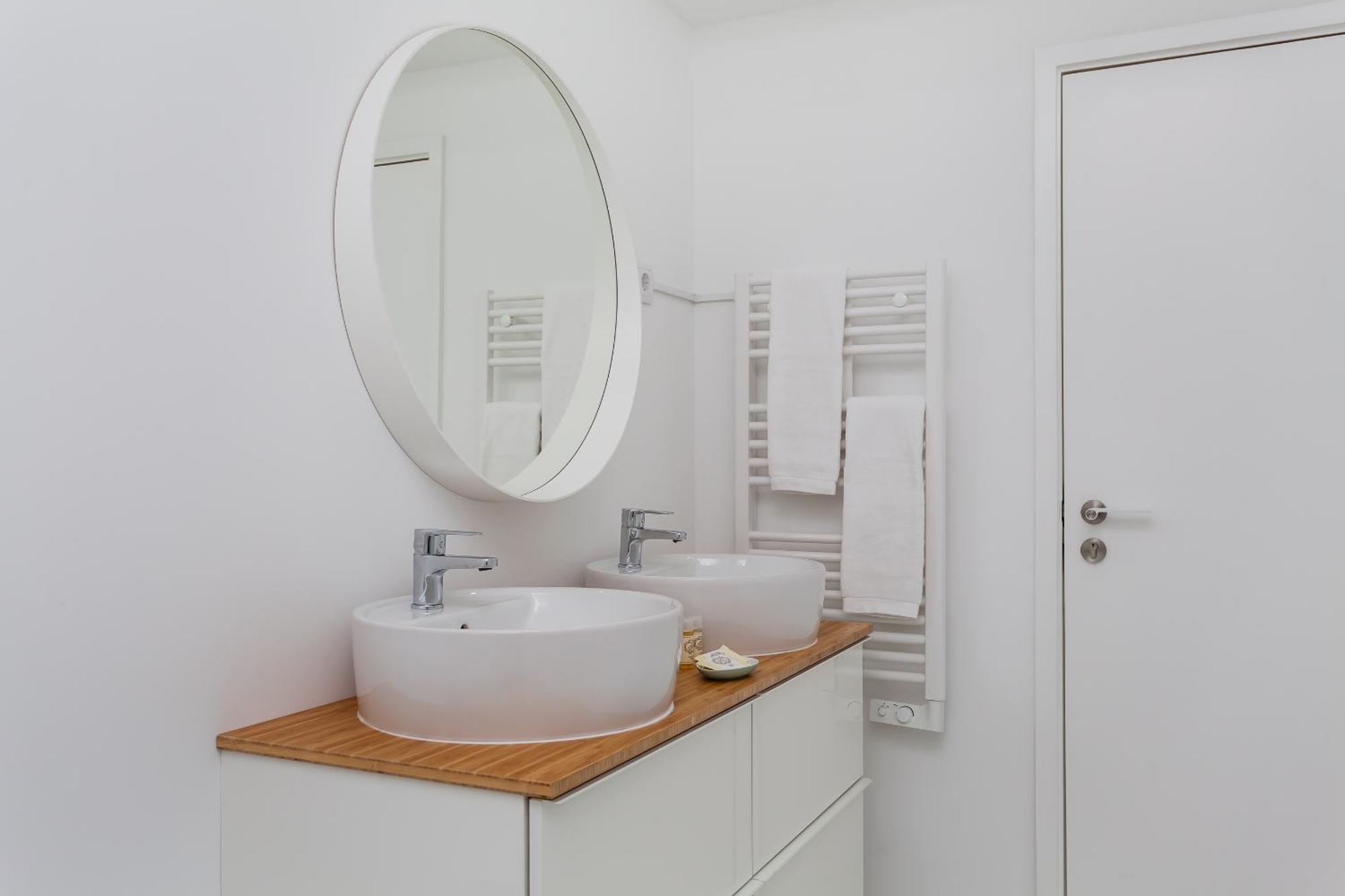 Sancha Apartment - In The Centre Near The Aliados OOporto Esterno foto